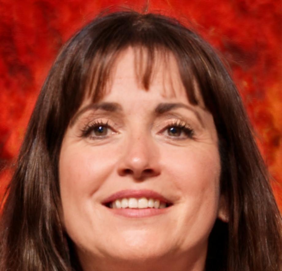 Portrait von Liesa Waldmann, Dozentin für Workflow Management