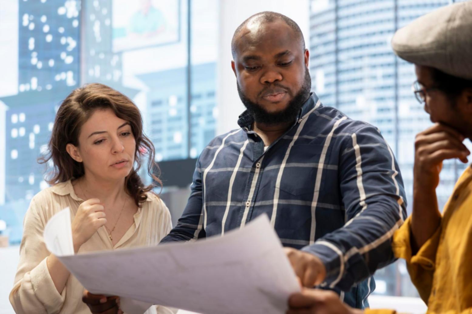 Farbabstimmung für verschiedene Hauttöne im professionellen Makeup